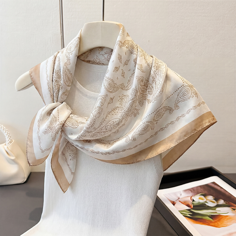 Pañuelo Cuadrado Vintage Beige - Silk Scarf Square reseña y precio